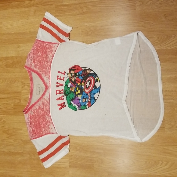 💥3/$10💥 Marvel/Avengers Hi-Lo Football Burnout Tee - Picture 1 of 8
